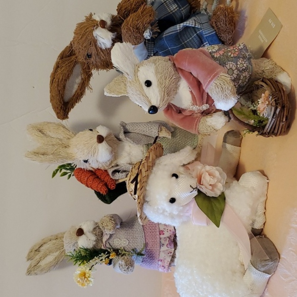 Spring Easter Straw Animals Bunnys And Spring Critters
